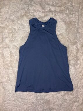 lululemon athletica Sleeveless Tank Top in Dusty Blue size 2. High neck.